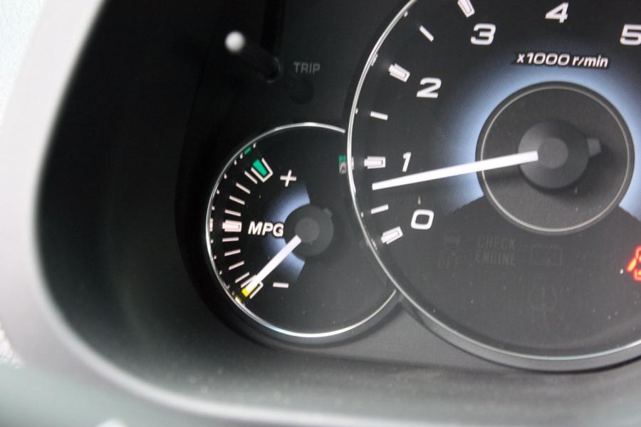  Subaru Legacy 2.5GT 2010 года  (фото 66 из 82)